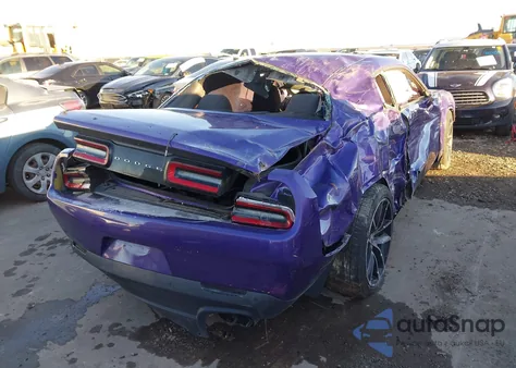 2018 Dodge Challenger R/T Scat Pack z USA, uszkodzony, nr VIN 2C3CDZFJ7JH327910